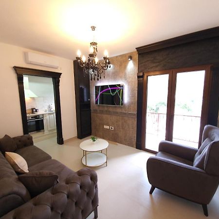 Clive Apartments Kotor Eksteriør billede
