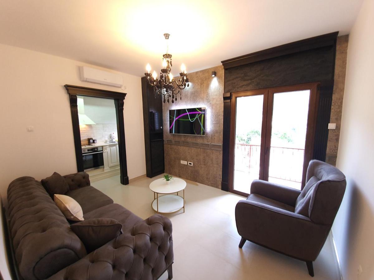 Clive Apartments Kotor Eksteriør billede