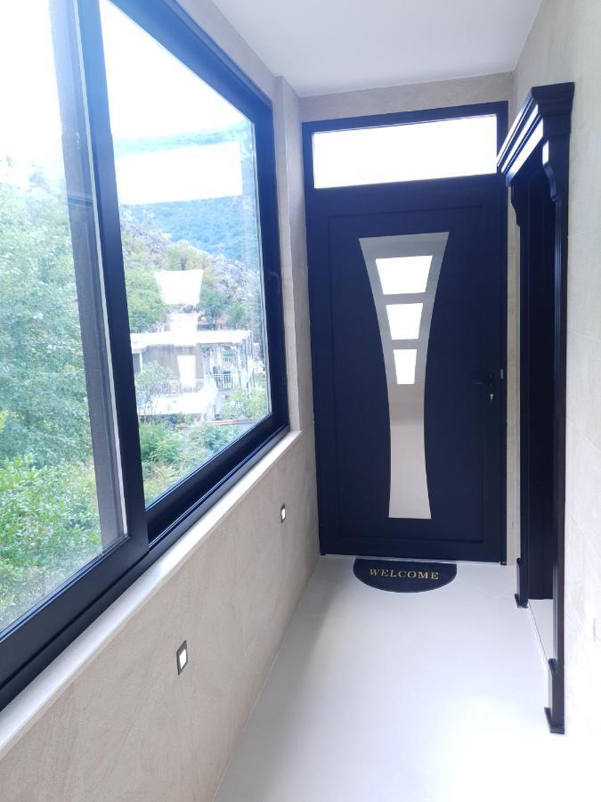 Clive Apartments Kotor Eksteriør billede